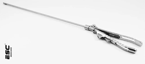 Needle Holder (Toothed)